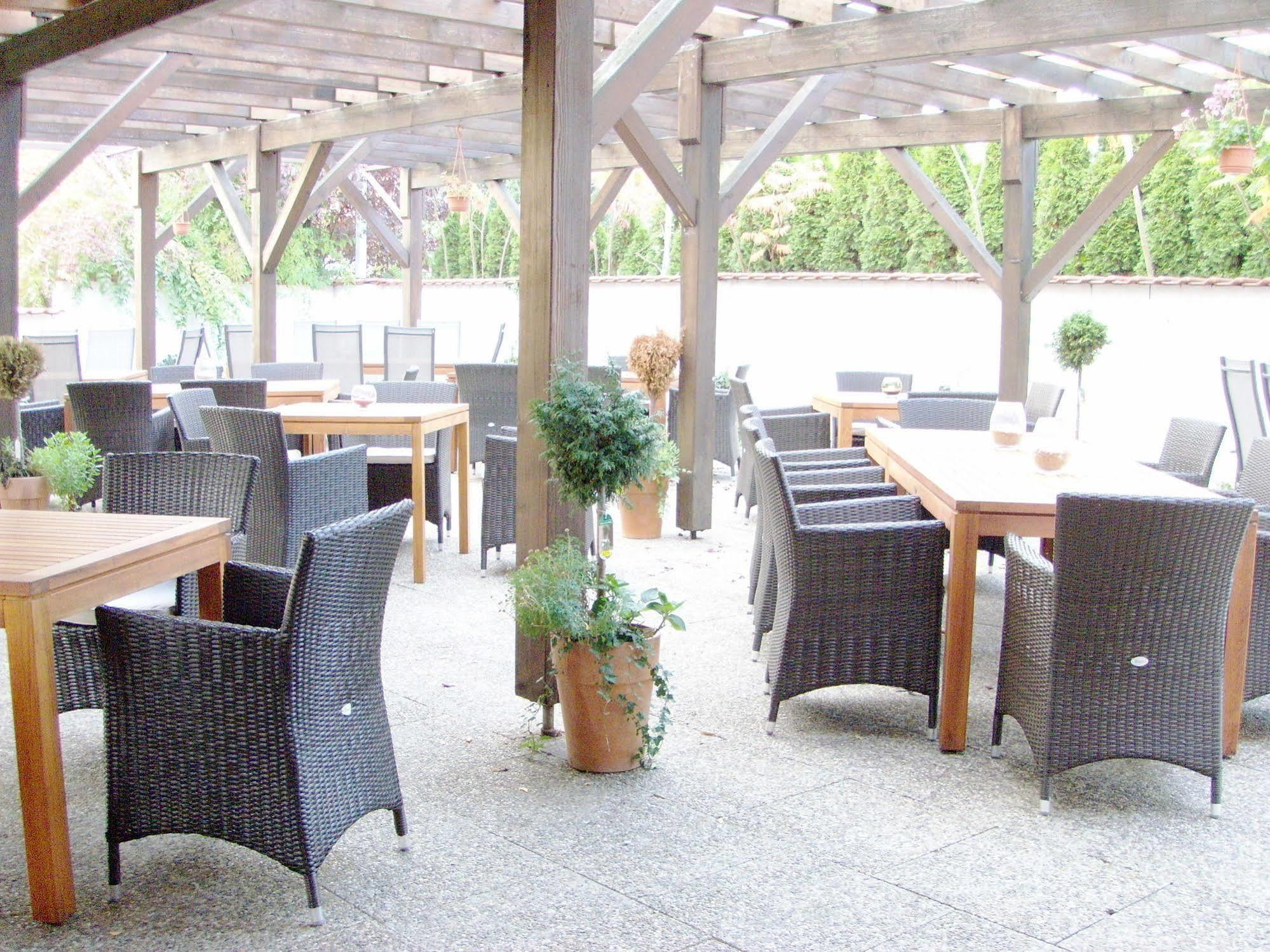 Wincent Hotel Gmbh Sinsheim Exterior photo
